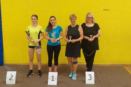 VT25 Ženske posamezno